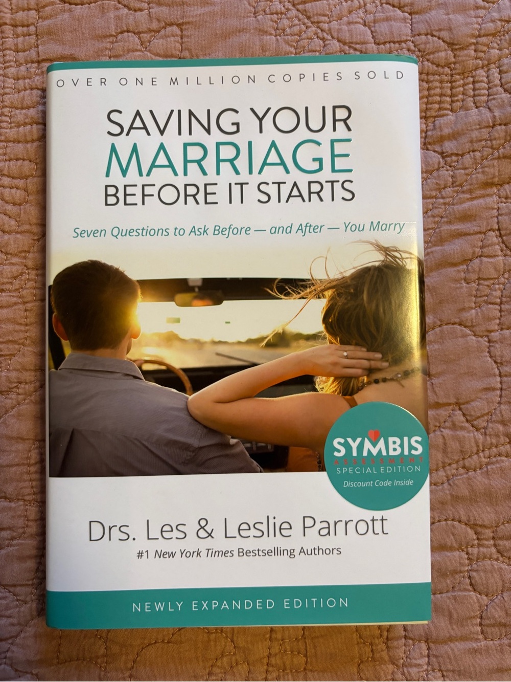 Saving your marriage before it starts by Drs. Les and Leslie Parrott hard copy